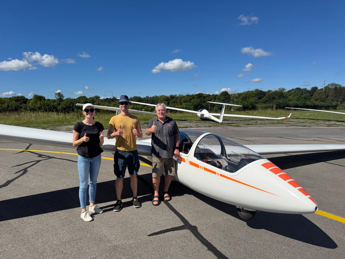 Die bestandene Segelflugprüfung von Annika Webbert war ein voller Erfolg!
